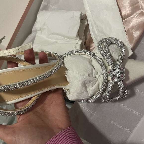 Satin white heals with silver details. Gorgeous heals. - Picture 2 of 2